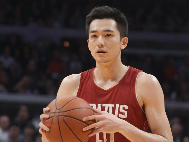 开云体育_ NBA决赛的战术解析：如何打破对手防线？，nba篮球决赛比赛制度