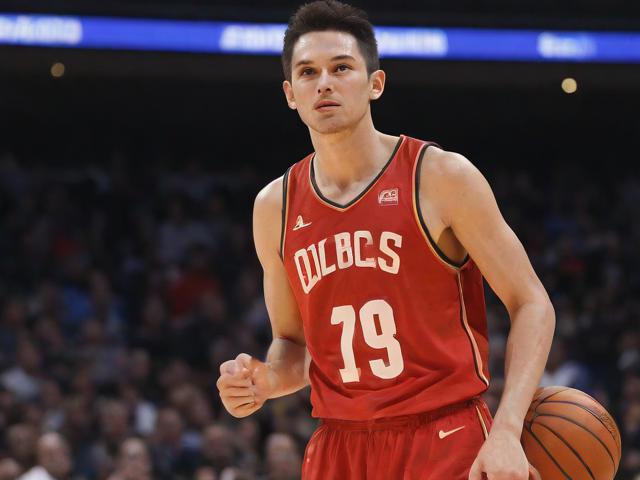 开云体育_ NBA历史上的经典对决：重温赛季中的对抗，nba对战表2021