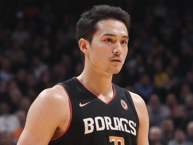 开云体育_ NBA季后赛首轮：强队与黑马的精彩对决，nba赛程开拓者赛程表