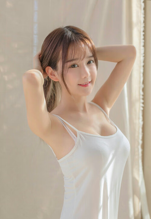 _未来虚拟体育馆：沉浸式运动体验_，未来虚拟乐园