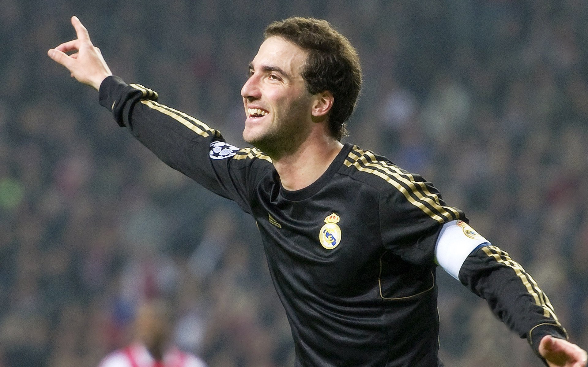 德甲战术革新：变化多端，引领潮流！，德甲解析